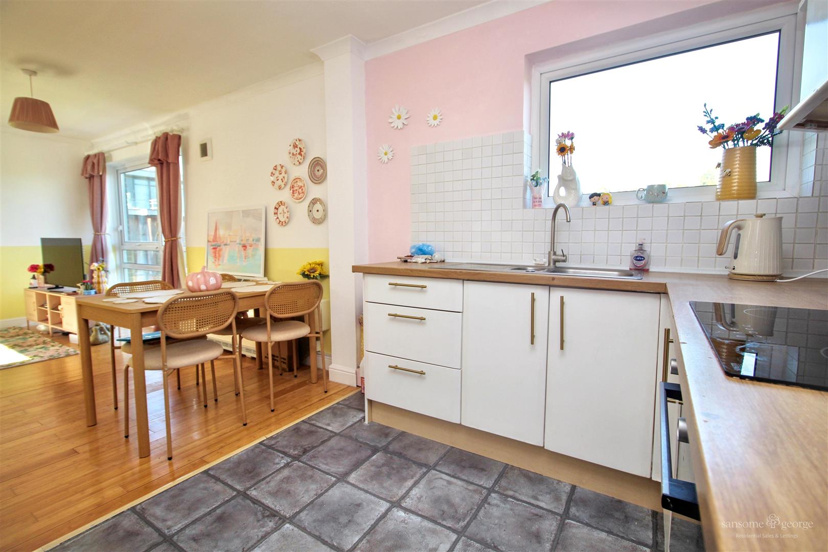 Bath Road, Southcote, Reading